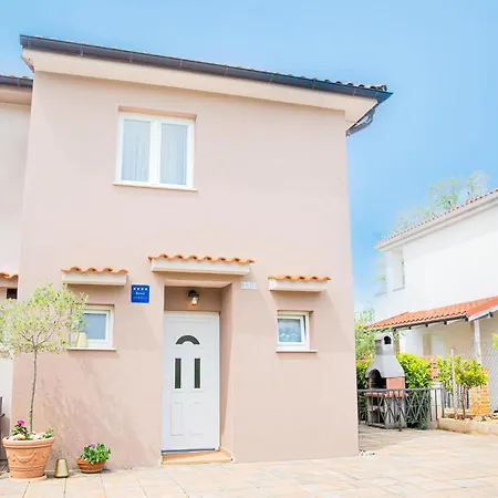 Σπίτι διακοπών Beach Front Home In Klimno Klimno